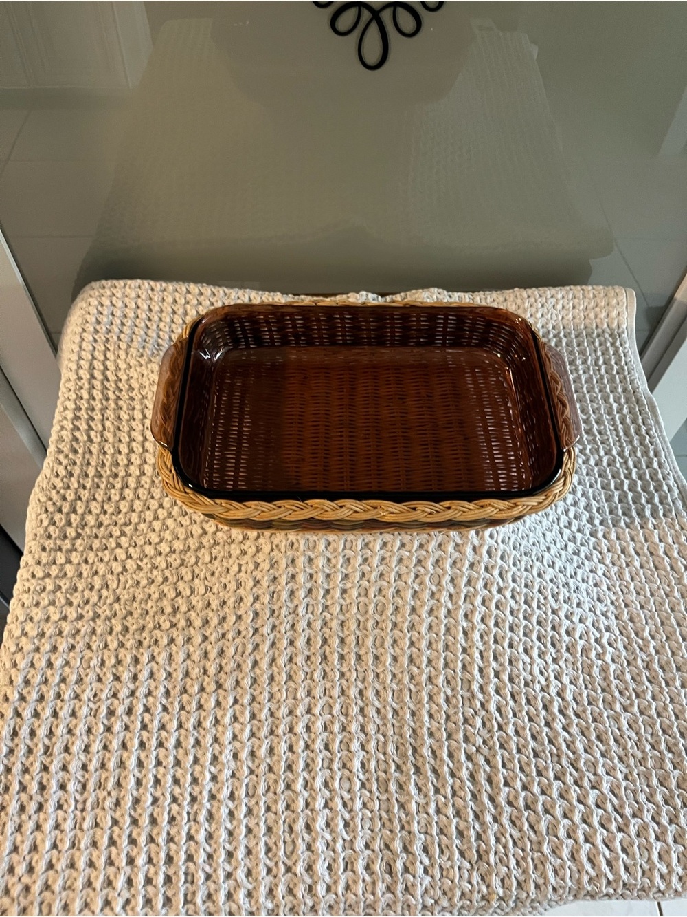 Vintage Pyrex Amber color  11 x 7 baking dish with basket 417